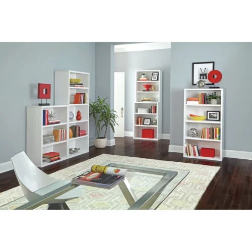 مكتبة الكتب ديكو بتصميم عصري هي الخيار المثالي لتوفير تنظيم أنيق وفعّال لكتبك ومقتنياتك. تتميز المكتبة بتصميمها المدمج الذي يتضمن رفوف متعددة تمنحك مساحة كبيرة لترتيب الكتب والإكسسوارات الأخرى. سواء كنت تستخدمها في غرفة المعيشة، المكتب أو غرفة القراءة، ستضيف هذه المكتبة لمسة جمالية حديثة ومتطورة للمكان.