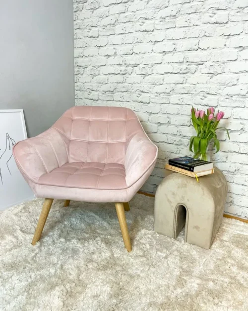 0011336 velvet armchair pink karis