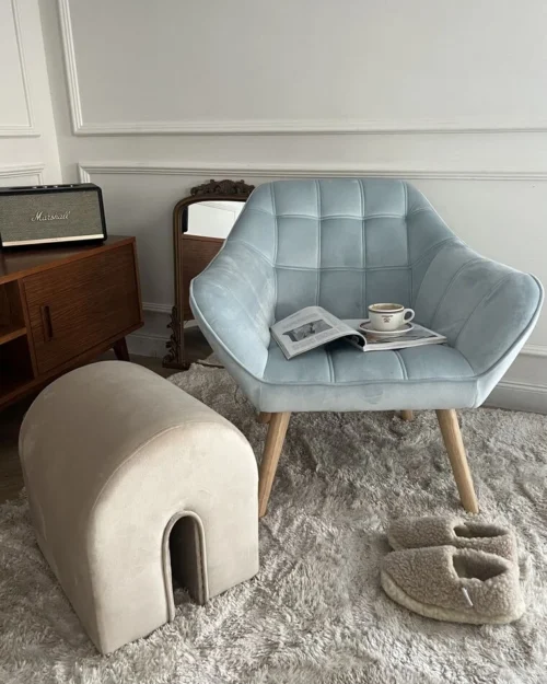 0011346 velvet armchair pink karis