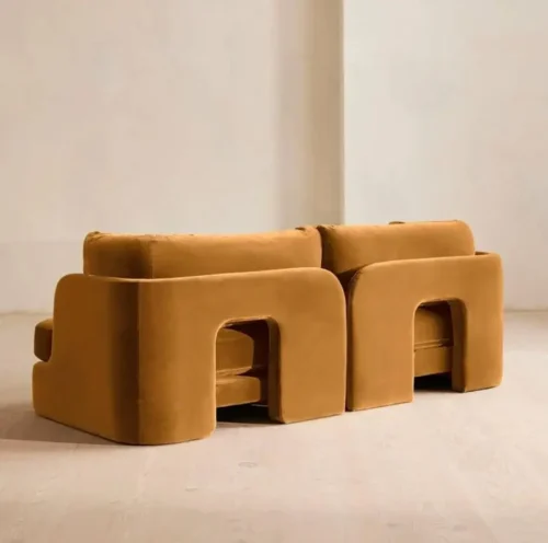 ألوم أريكة بثلاثة مقاعد بتصميم منحني