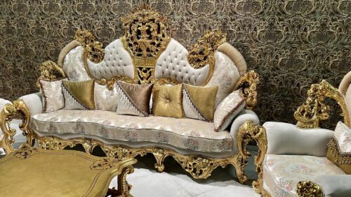 Crownwood Classic Salon13