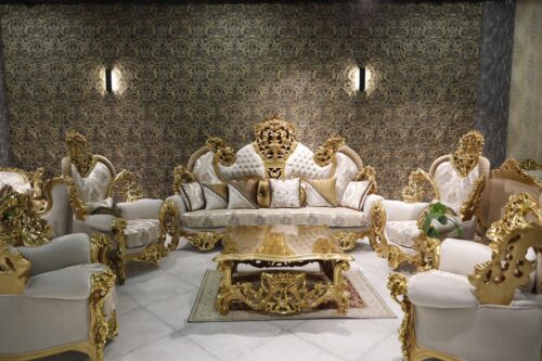 Crownwood Classic Salon2