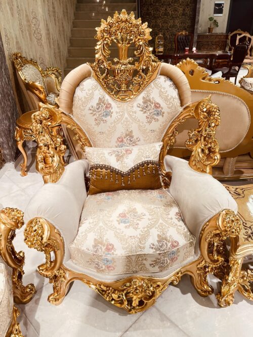 Crownwood Classic Salon5