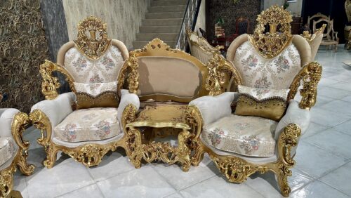 Crownwood Classic Salon9