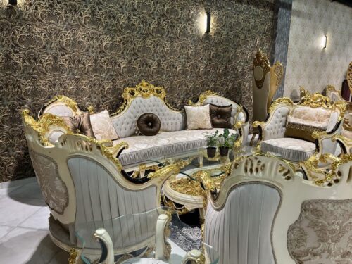 Renaissance Regal Salon3