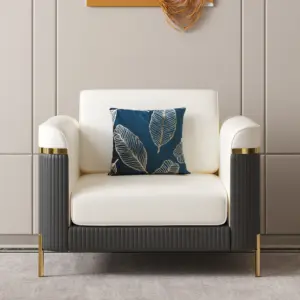 ديورا طقم كنبتين وكرسي من الخشب الطبيعي وأرجل من الأستانلس الذهبي