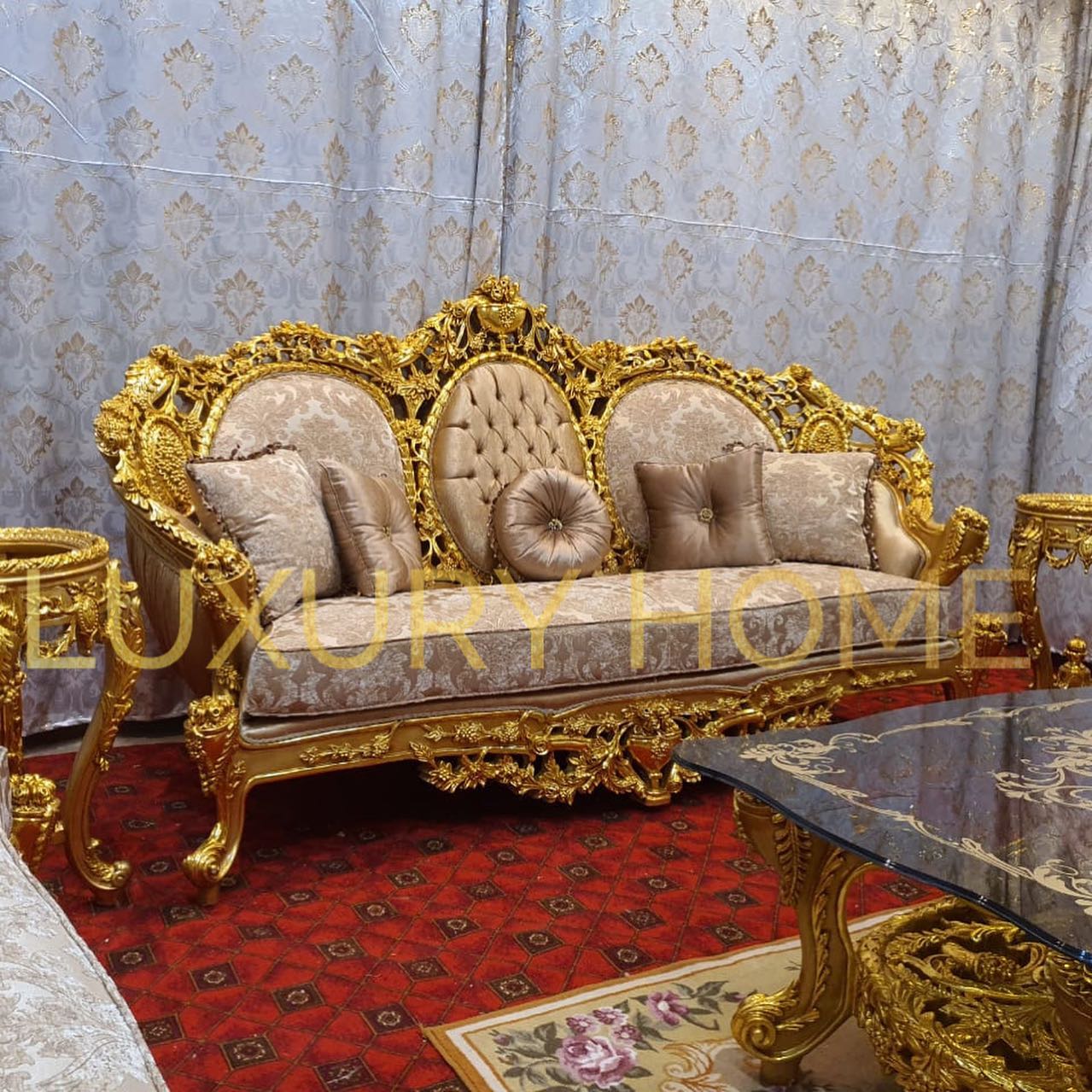 Noble Heritage Sofa - الصورة 7