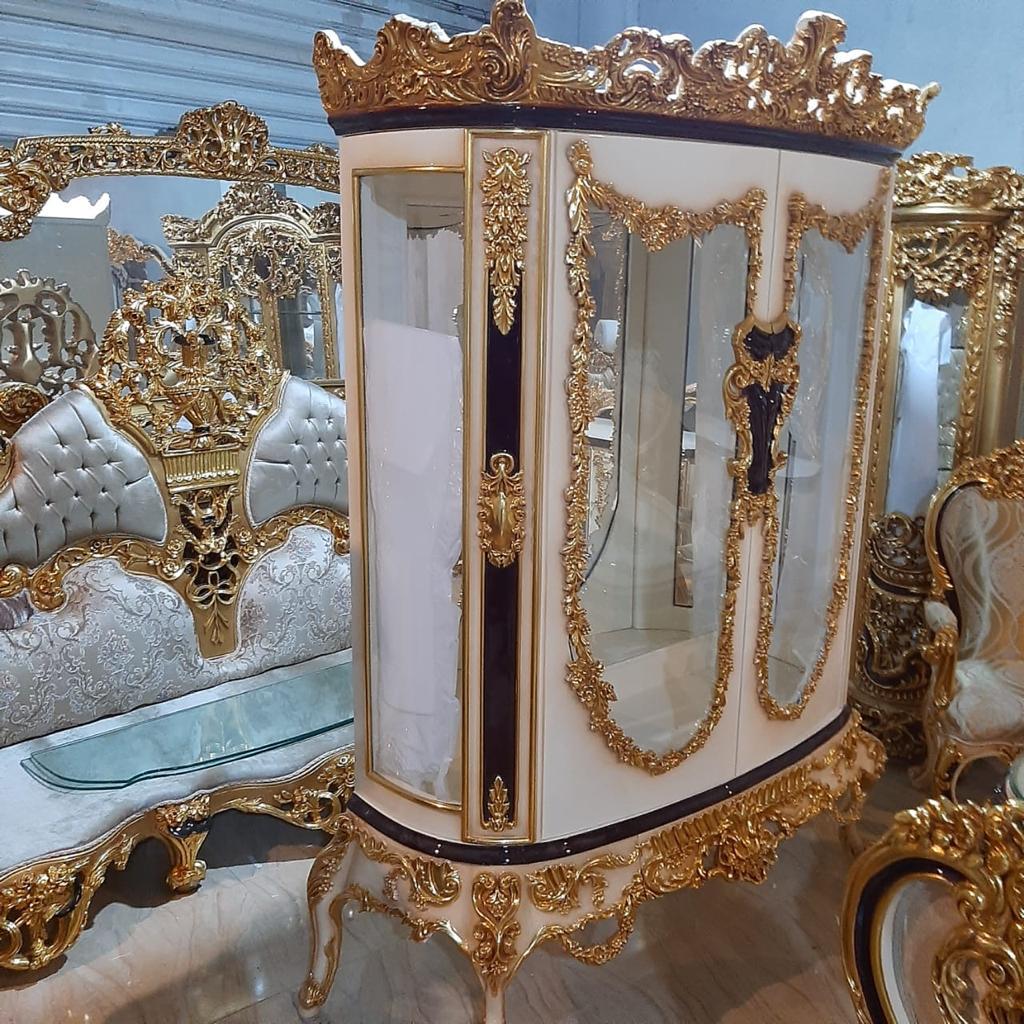 Opulent-Palace-dining-room2.jpg Opulent Palace dining room - الصورة 1