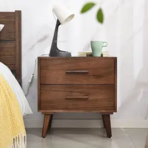 فاليريو كومود مودرن بخطوط خشبية أنيقة