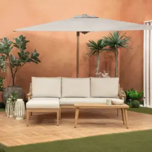 إليارا طقم خارجي خشبي بتصميم عصري من LIVING