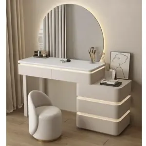 أوريـــليا تسريحة مودرن بإضاءة خفية ولمسة ناعمة