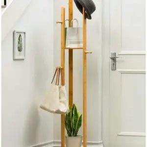 لوريتا شماعة ملابس خشبية بتصميم عمودي عصري