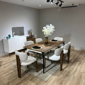 أوربان سفرة مودرن من Living