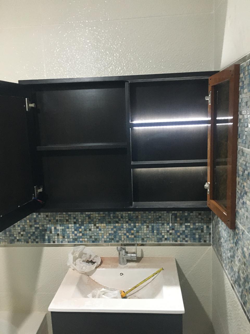 ديكسي مرايا حمام و خزانة إضاءة ليد - الصورة 9