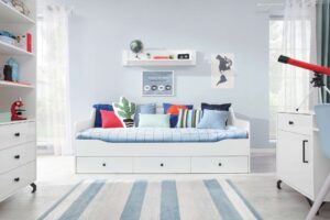 ⁦Levo Natural Wood Sofa Bed with 3 Storage Drawers⁩ - الصورة ⁦3⁩