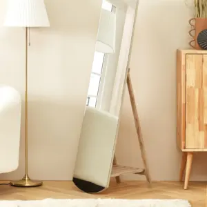 مرآة فليريه أرضية مع قاعدة من الخشب الطبيعي