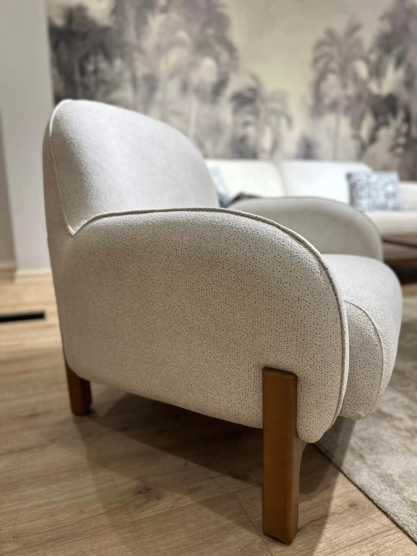 مونترو انتريه مودرن من Living - الصورة 6