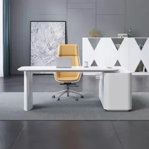 ⁦Genesk natural wood desk⁩ - الصورة ⁦3⁩